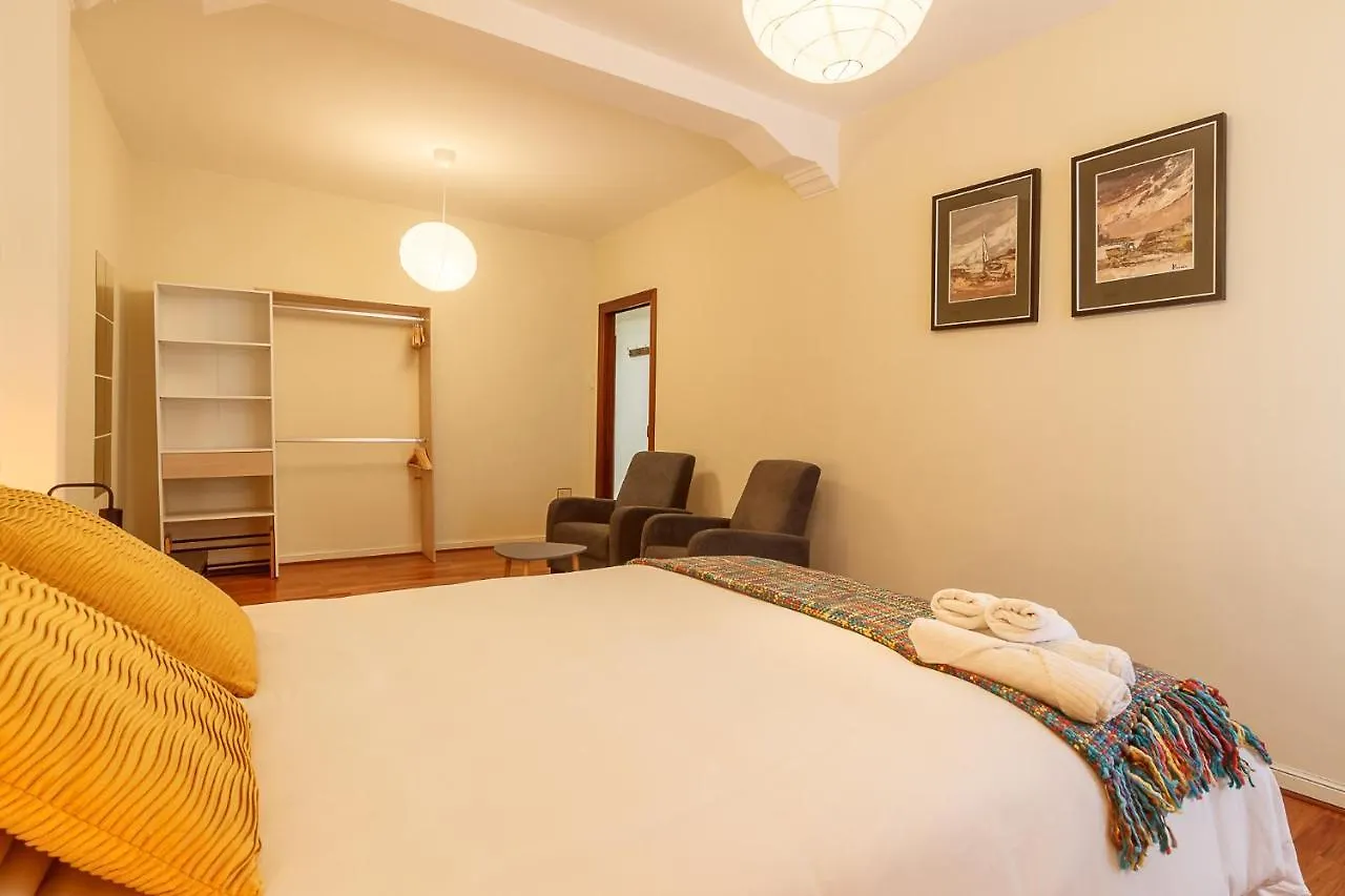 Vivienda Turistica En El Centro Reformada Con Wifi Apartman Bilbao 0*,
